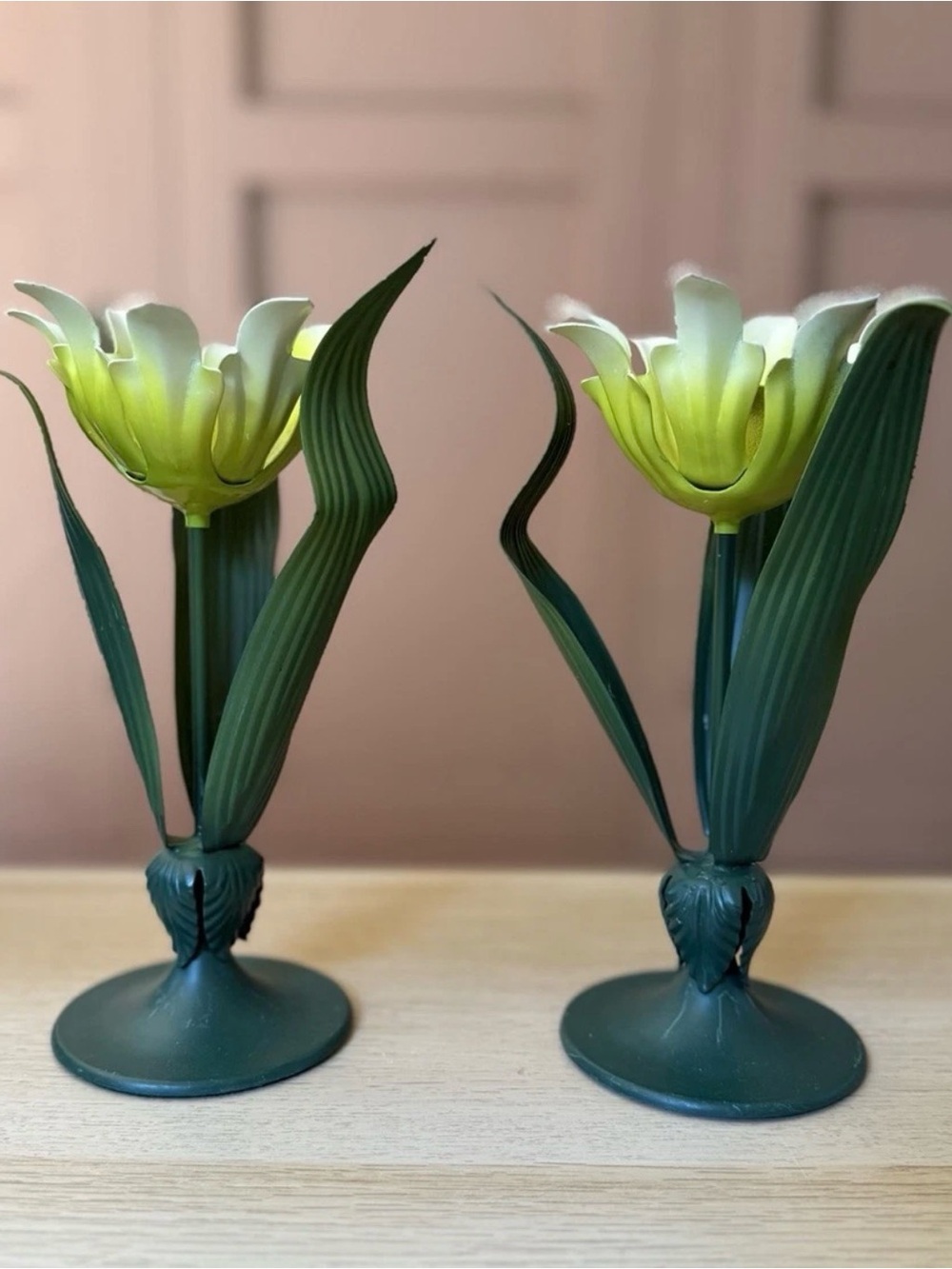 VTG PETITES CHOSES  PAIR OF TULIP CANDLESTICKS YELLOW FLOWERS REGENCY USA
